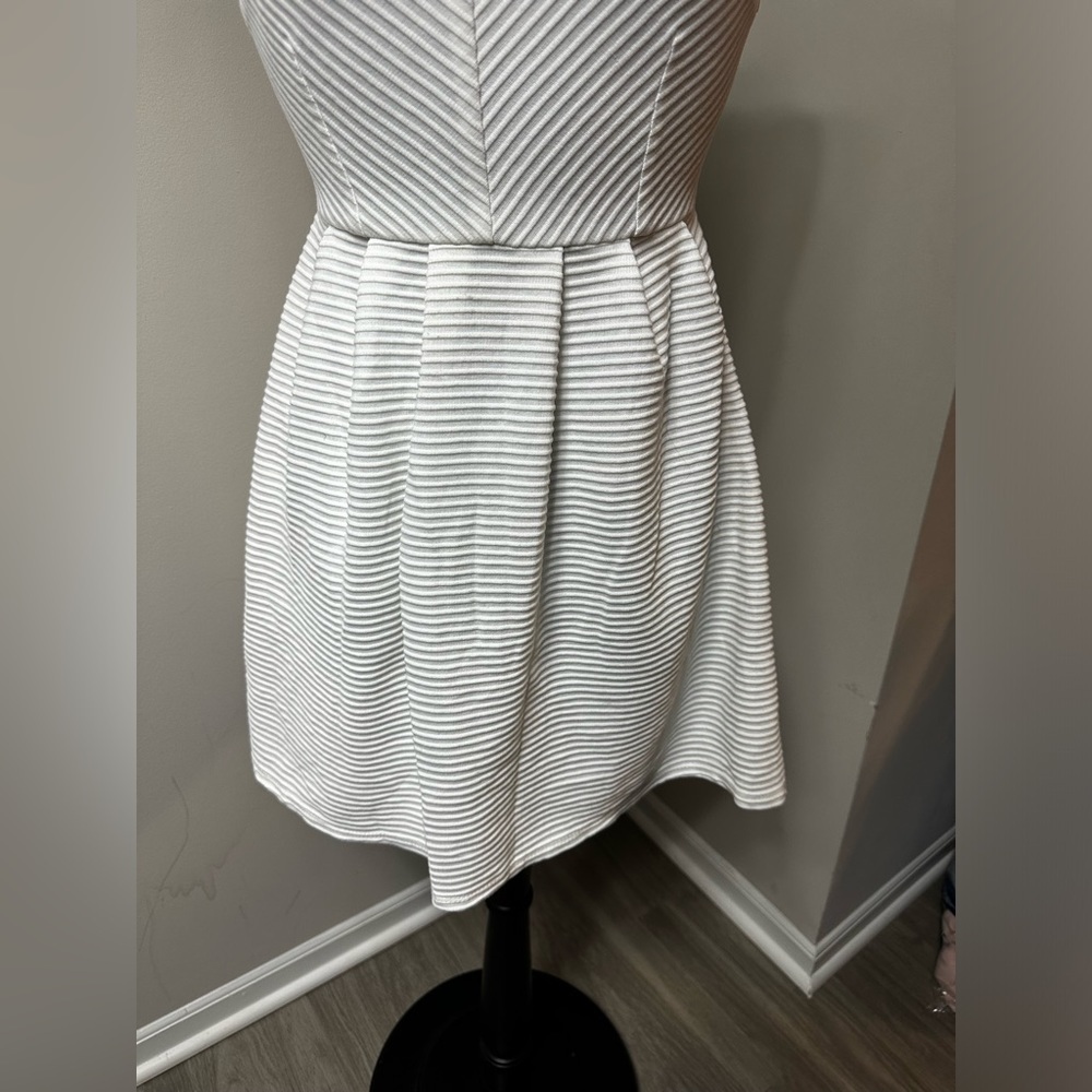 Charlotte Russe White Fit & Flare Dress in Size Medium - Picture 3 of 6